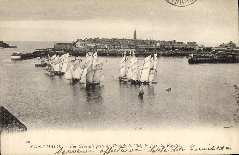 Saint-Malo — Allgemeiner Blick vom Fort der Stadt, an Regattatag, Sammlung N.B. Phot, n°122 - Vorderseite
