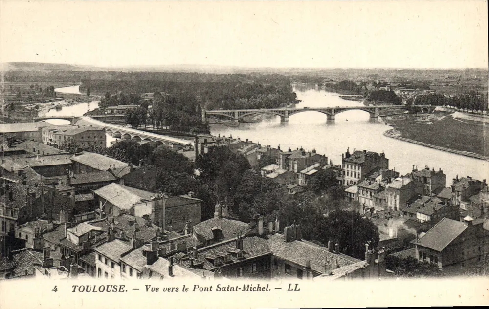 Toulouse — Vue vers le Pont Saint-Michel — LL - Recto