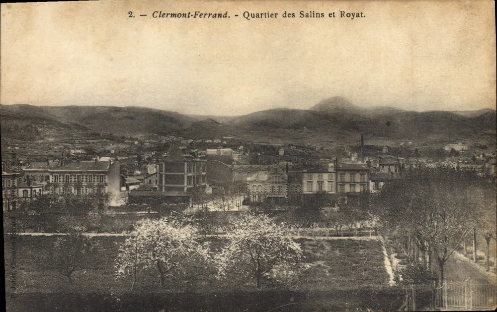 Clermont-Ferrand — Bairro dos Salins e Royat — Editor A. Jullien, n°2 - Frente
