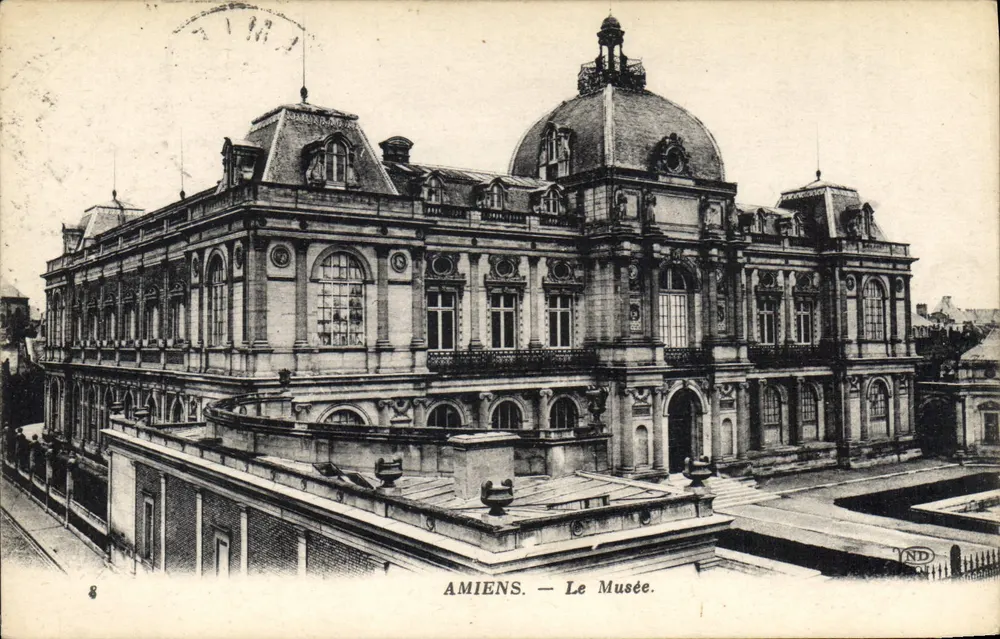 Amiens — O Museu — YND - Frente
