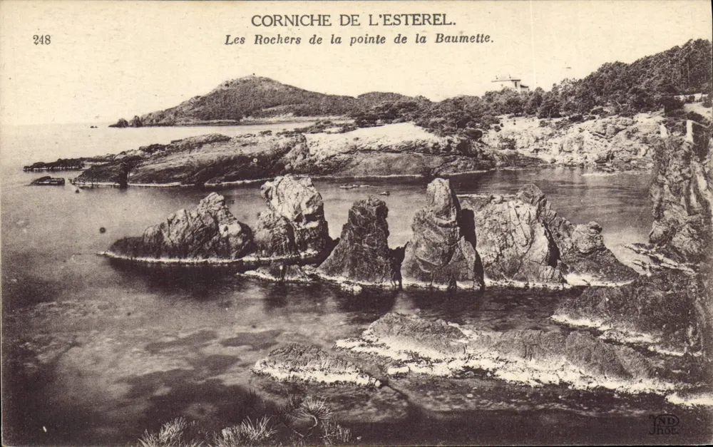 Corniche de l'Esterel — Les Rochers de la pointe de la Baumette — IND. J. F. S. T. - Awers