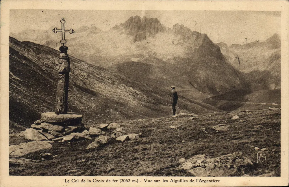 Der Col de la Croix de Fer (2062 m.) - Blick auf die Aiguilles de l'Argentière — Heliogravure Martinotto Frères - Vorderseite