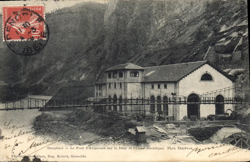 Dauphiné — Die Brücke von Avignonet über den Drac und die Elektrizitätswerk — Foto. Thiervoz, Papeterie des Alpes, Eug. Robert, Grenoble - Vorderseite