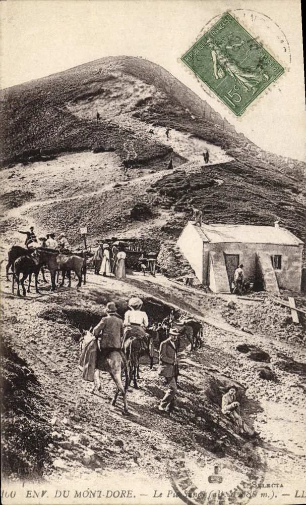Ambiente do Mont-Dore — Le Puy Sings (alt. 1 885 m.) — Selecta - Frente