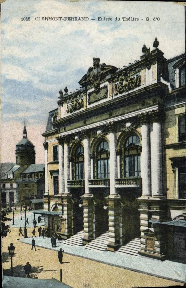 Clermont-Ferrand — Entrada do Teatro — G. d'O. - Frente