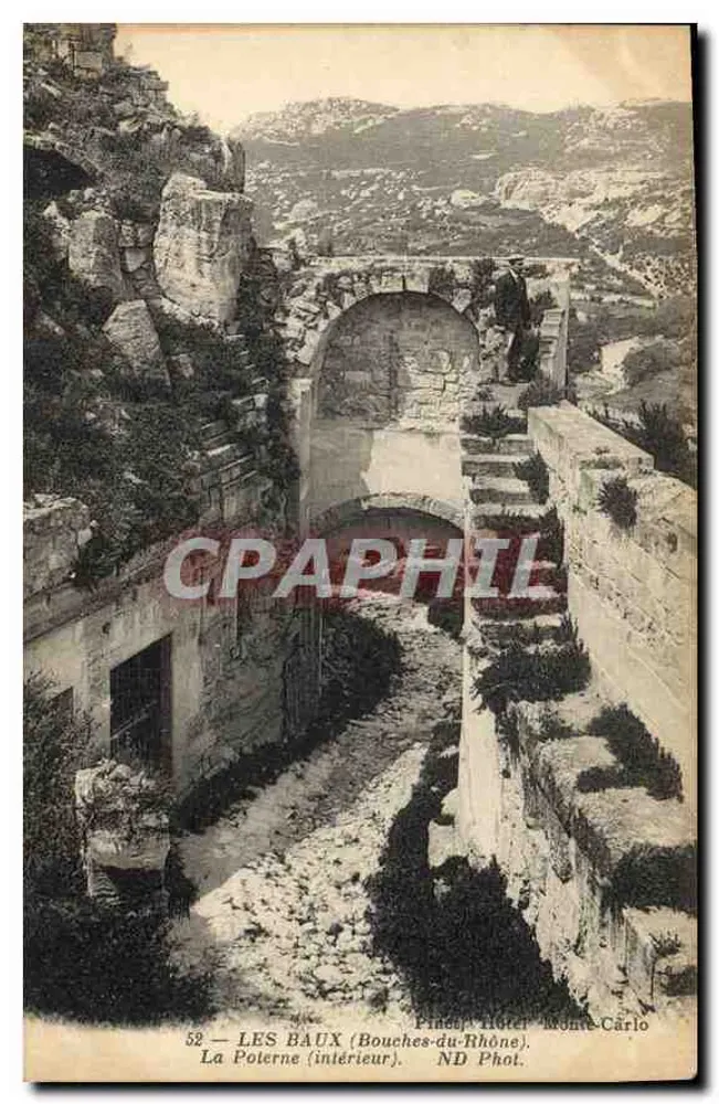 Les Baux (Bouches-du-Rhône) — La Poterne (intérieur) — Pinçot, Hôtel Monte Carlo, ND Phot. - Recto