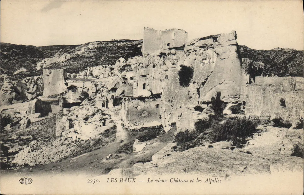 LES BAUX — Das alte Schloss und die Alpilles - Vorderseite