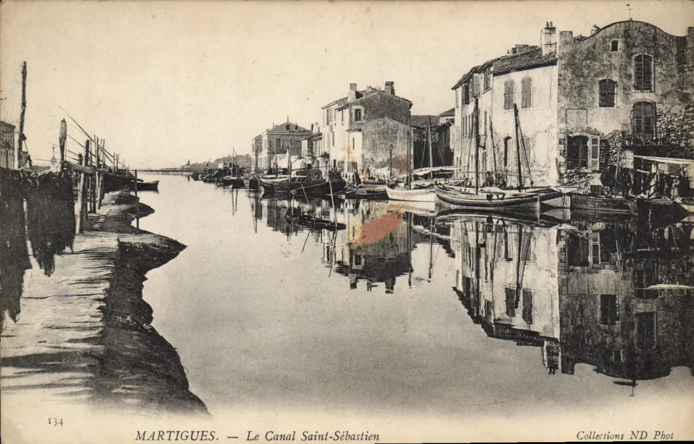 Martigues — O Canal Saint-Sébastien — Coleções ND Phot - Frente