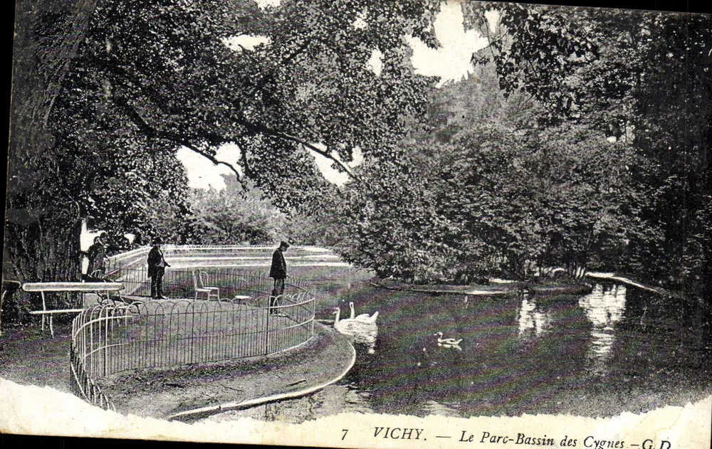 Vichy — Le Parc-Bassin des Cygnes — G.D. n°7 - Recto
