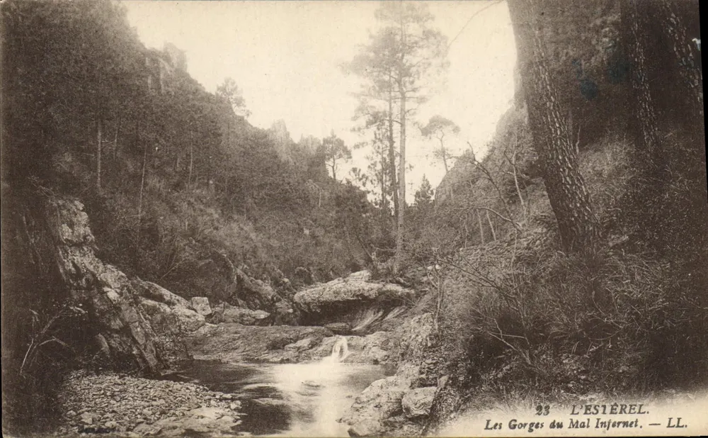 Les Gorges du Mal Injernet — L'ÉsièreL. — LL. — n°23 - Frente