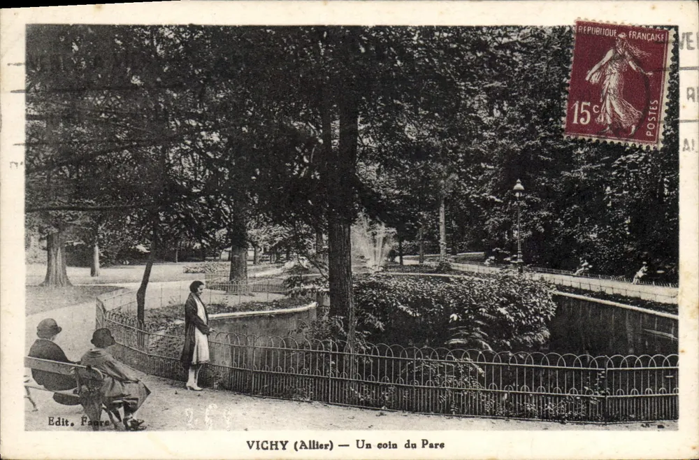 Vichy (Allier) — Um canto do Parque — Edit. Faure - Frente
