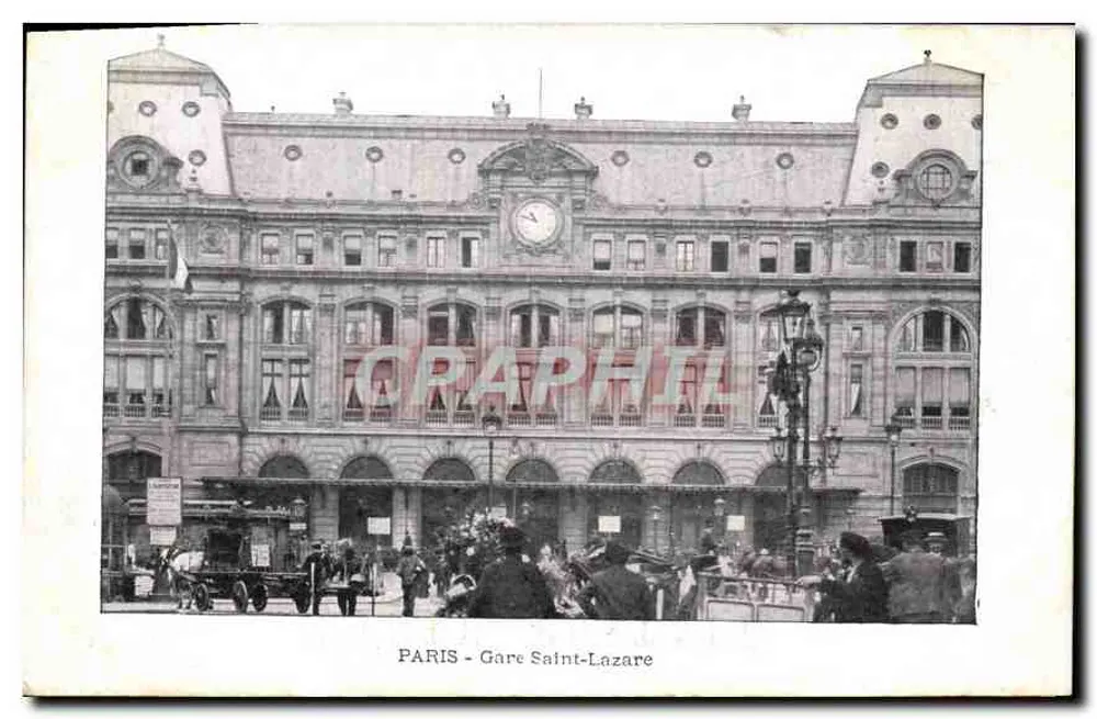 Paris - Estação Saint-Lazare — vista do edifício com relógio e circulação — editor - Frente