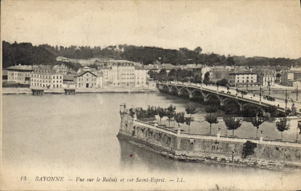 Bayonne — Vue sur le Reduit et sur Saint-Esprit — I.L. - Recto