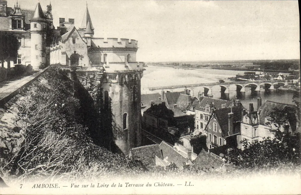 Amboise — Ansicht der Loire von der Schloss-Terrasse — LL. - Vorderseite