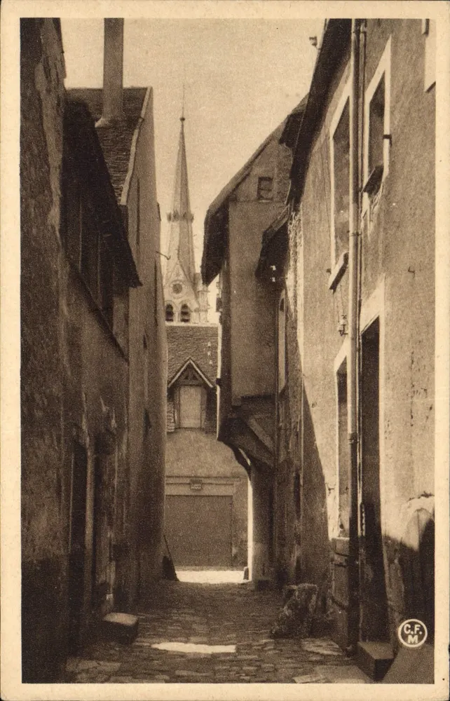 Montargis — Rue Mircou — C.F. M. - Frente