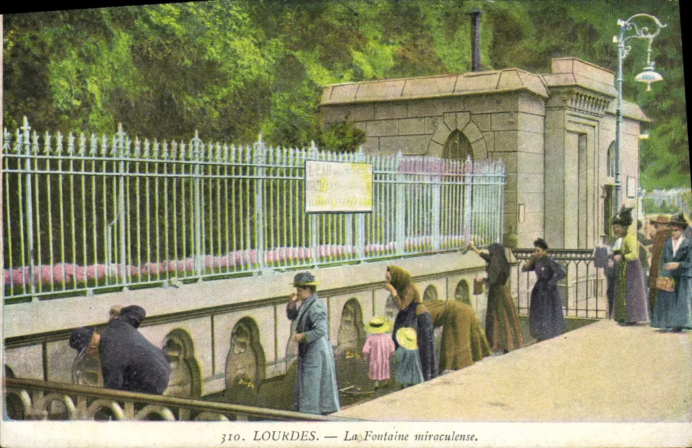 Lourdes — A Fonte Milagrosa — Edição F. Viron, n° 310 - Frente