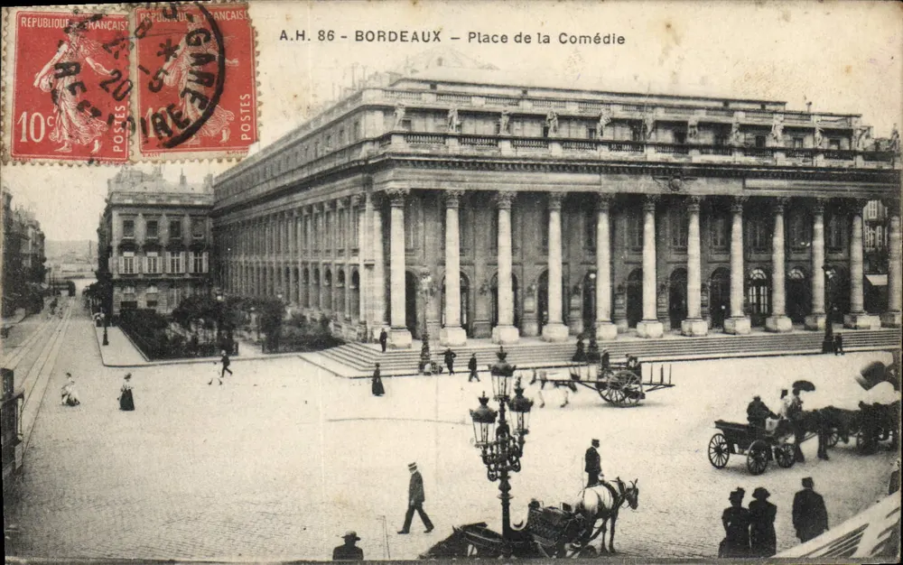 Bordeaux — Praça da Comédia — A.H. 86 - Frente