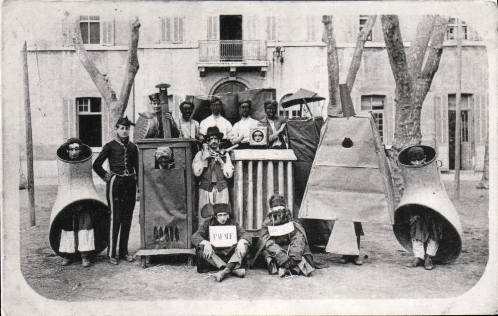 Carnaval do colégio de La Seyne — Os embaraços de champage — editor V.M.R. - Frente