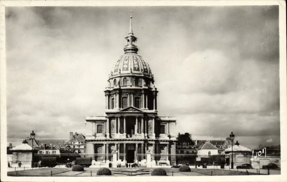 Le Dôme des Invalides — Paris — Éditions d'Art Flanant, n°52 - Frente