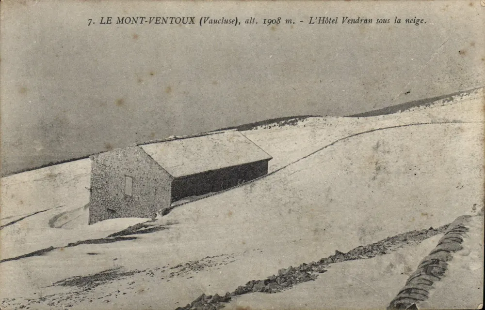 Mont Ventoux (Vaucluse) — Das Hotel Vendran unter Schnee — Editions artistiques J. Brun et Cie, Carpentras, n°7 - Vorderseite