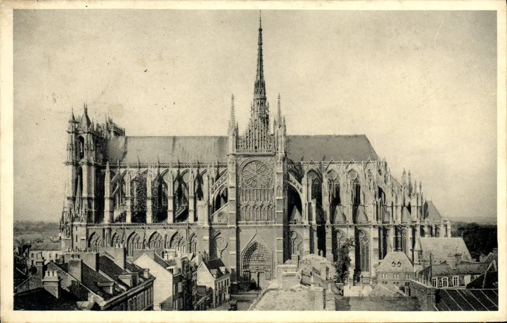Amiens — A Catedral — Elevação Sul — Editor Amiens, n°2 - Frente