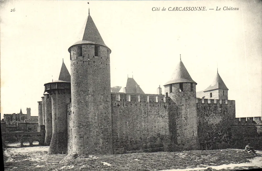 Cidade de CARCASSONNE. — O Castelo — N. Le Final, n°26 - Frente