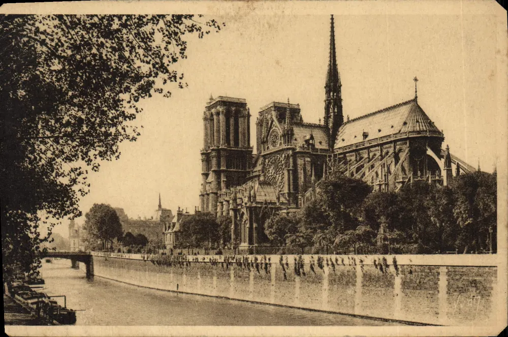 Notre-Dame de Paris — Ansicht von der Seine — Les Éditions d'Art Martel - Vorderseite