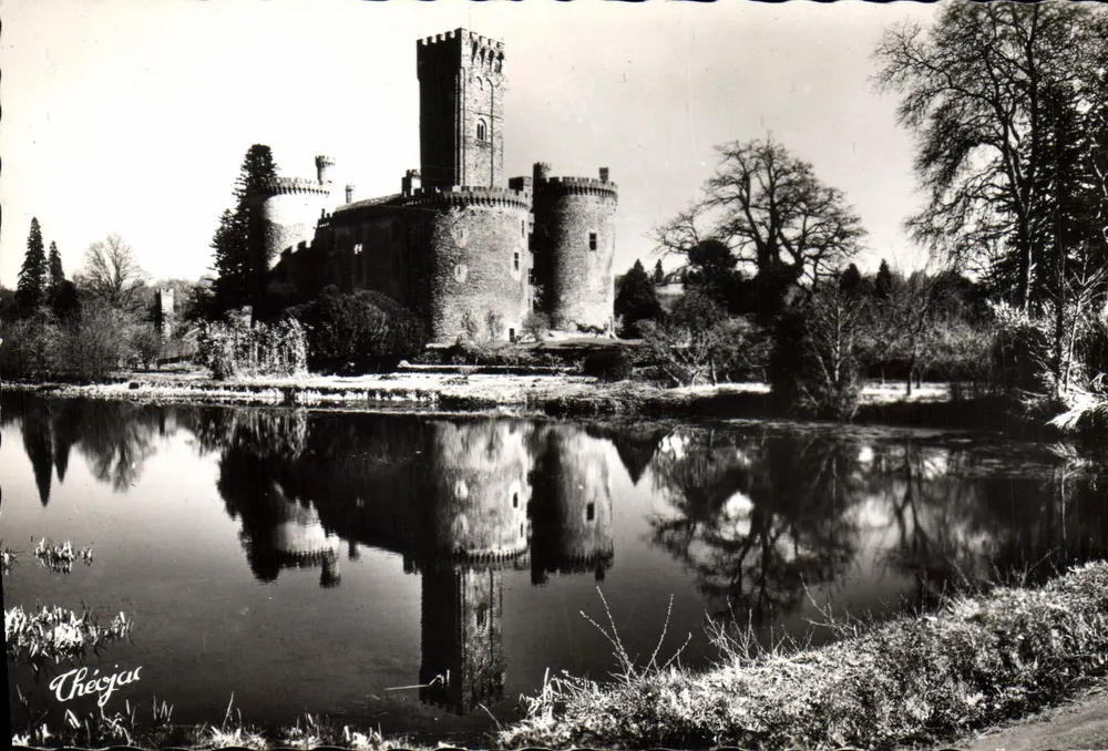 Château de Montbrun — Militärfestung — Les Éditions Théojac - Vorderseite
