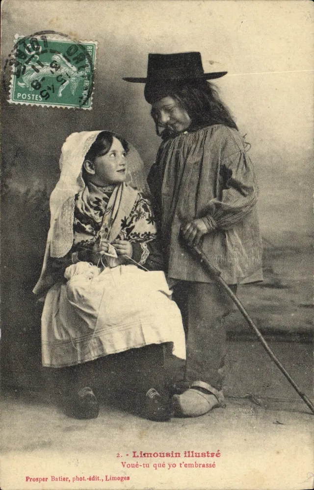 Jeune fille et homme en costume limousin — scène de tendresse — Prosper Batier, phot.-édit., Limoges, n°2 - Frente