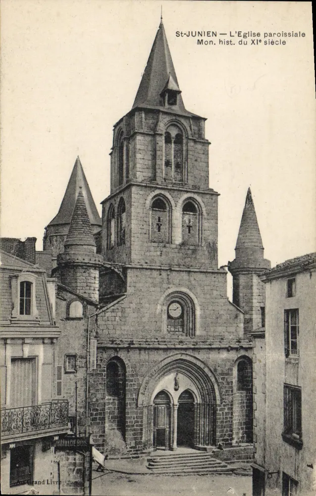 St-Junien — De Parochiekerk — Mon. hist. van de 11e eeuw — Grand Livre - Voorkant