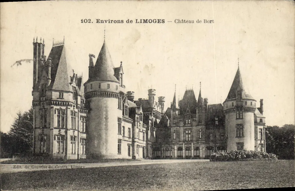 Około LIMOGES — Zamek Bort — Wyd. Courrier du Centre, Limoges - Awers