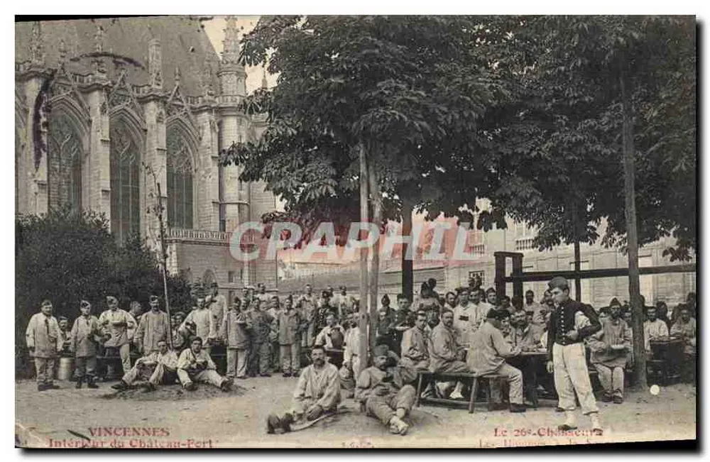 Vincennes — Intérieur du Château-Port — éditeur Le 26e Chasseurs - Vorderseite