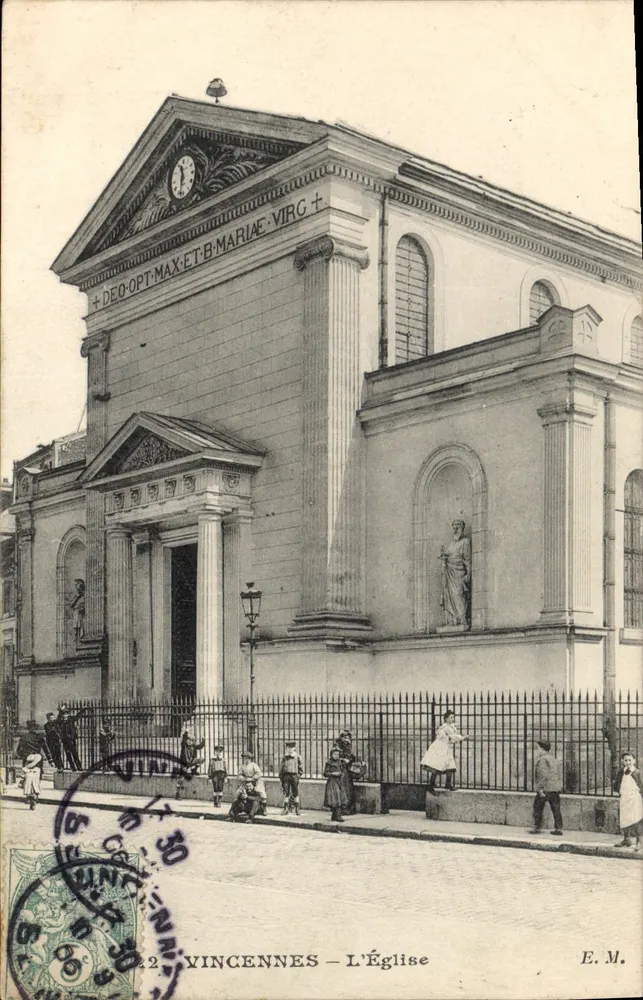 Vincennes — A Igreja — E.M. - Frente