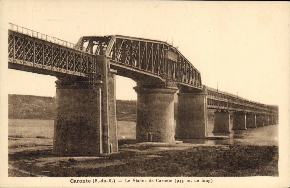 Caronte (B.-du-R.) — O Viaduto de Caronte (943 m. de comprimento) - Frente