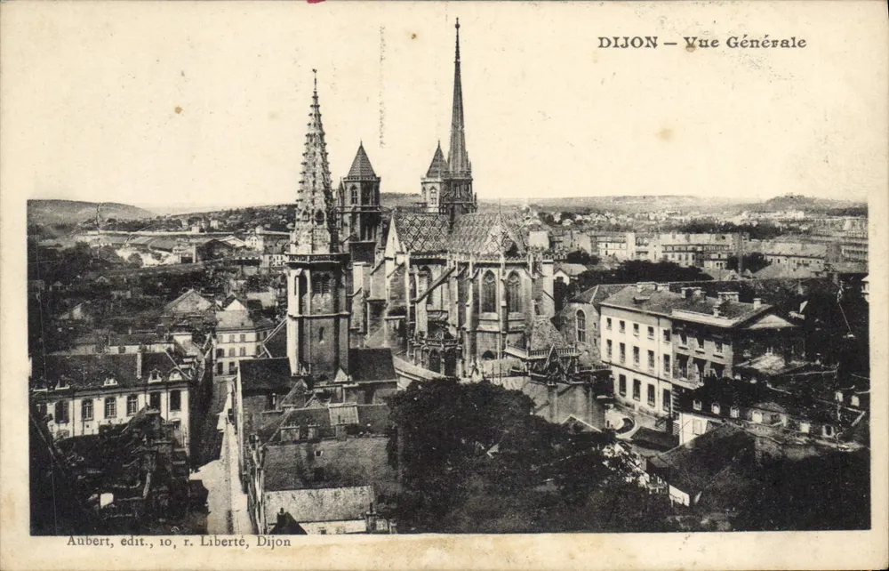 Dijon — Vista Geral — Aubert, edit., 10, r. Liberté, Dijon - Frente