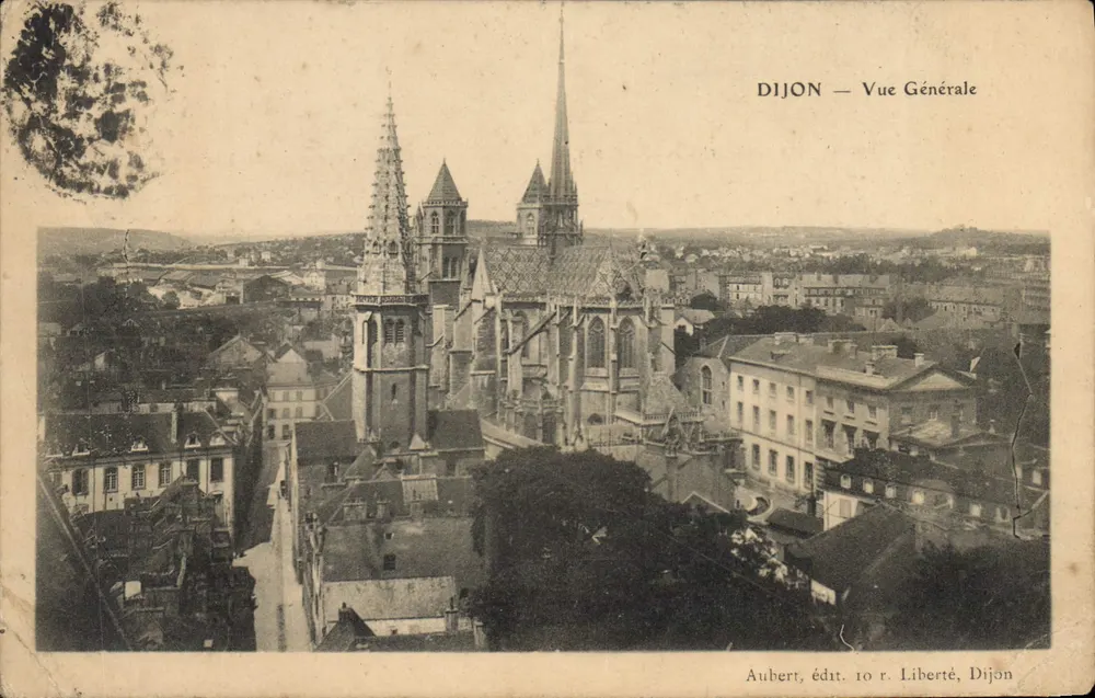 Dijon — Vue Générale — Aubert, édit. 10 r. Liberté, Dijon - Frente