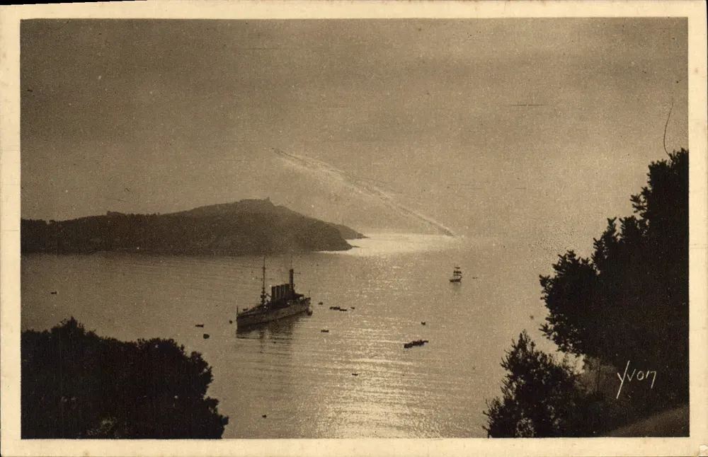 Villefranche-sur-Mer — Sonnenuntergang über den Hafen — Yvon, n°7 - Vorderseite