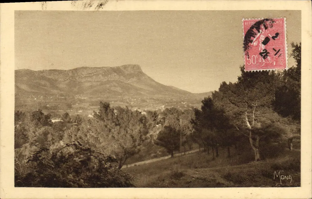 Mont Coudon — vista tirada das alturas do Cap Brun — editor MONA, série SE 214 - Frente