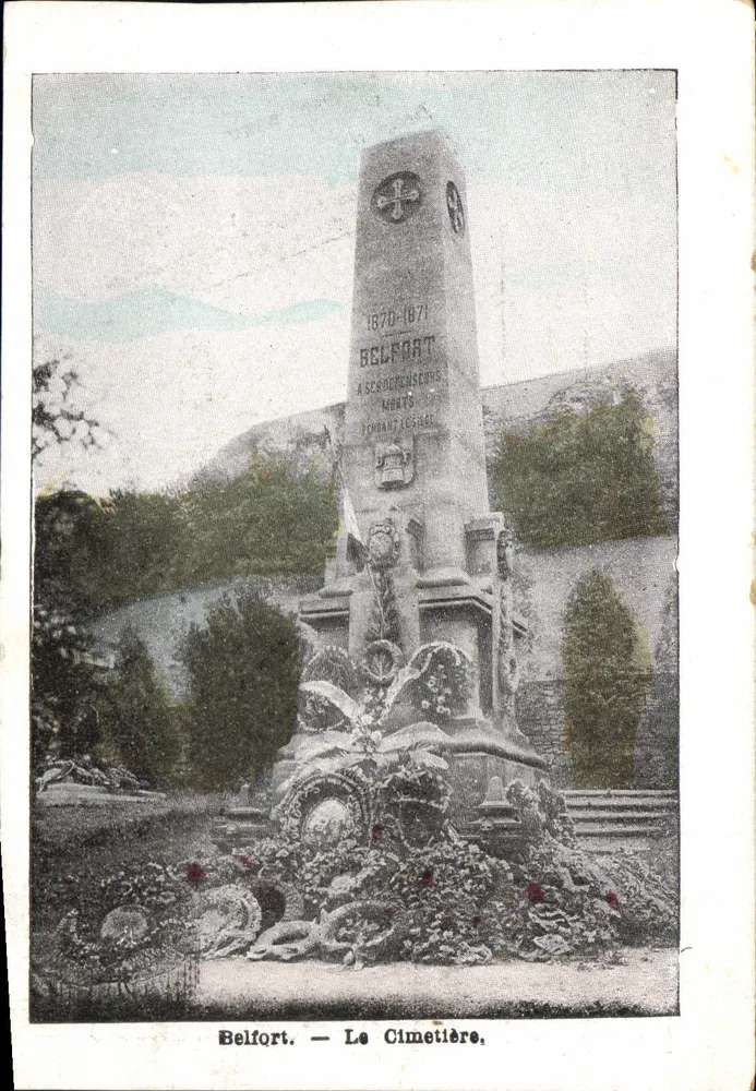 Belfort — O Cemitério — Monumento aos Defensores (1870-1871) - Frente