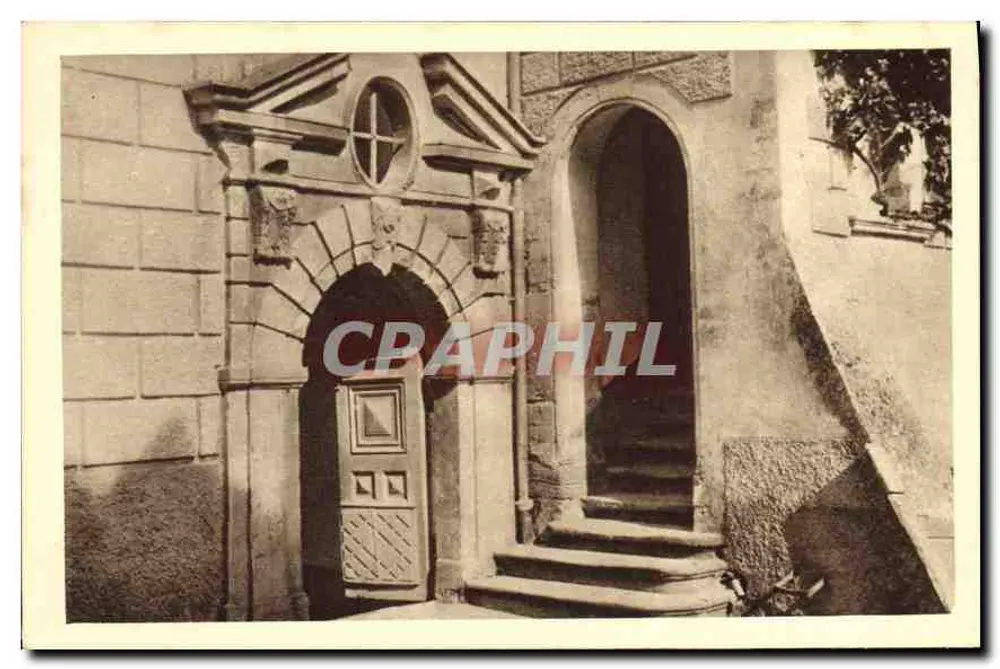 Tor Henri II und Treppen der Hostellerie — Chartreuse de Valbonne (Gard) - Vorderseite
