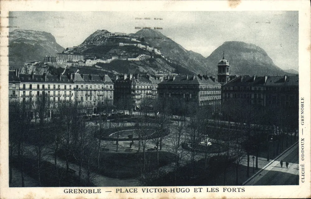 Grenoble — Place Victor-Hugo und die Festungen — Cliché Oddoux, Grenoble - Vorderseite