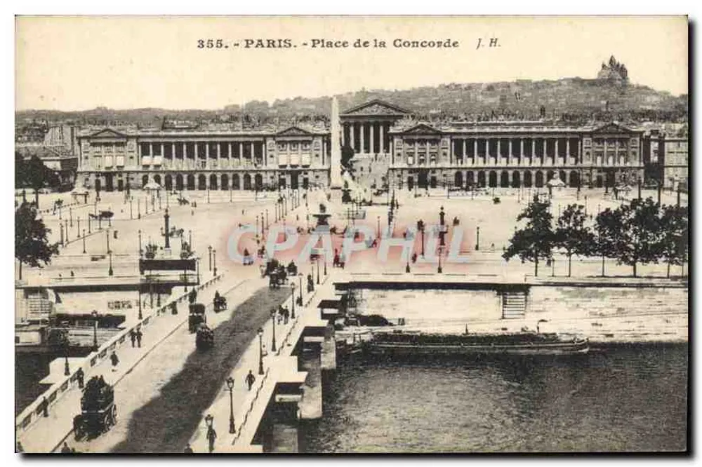 Paris - Praça da Concórdia — vista panorâmica com o monumento central e os hotéis de cidade — J. H. - Frente