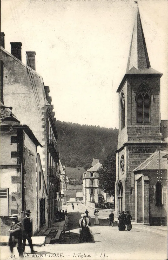 Le Mont-Dore — A Igreja — LL. — n°44 - Frente