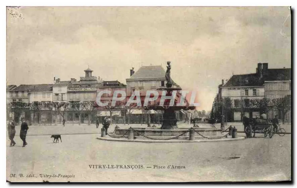 Vitry-le-François — Place d'Armes — M. B. édit., Vitry-le-François - Voorkant