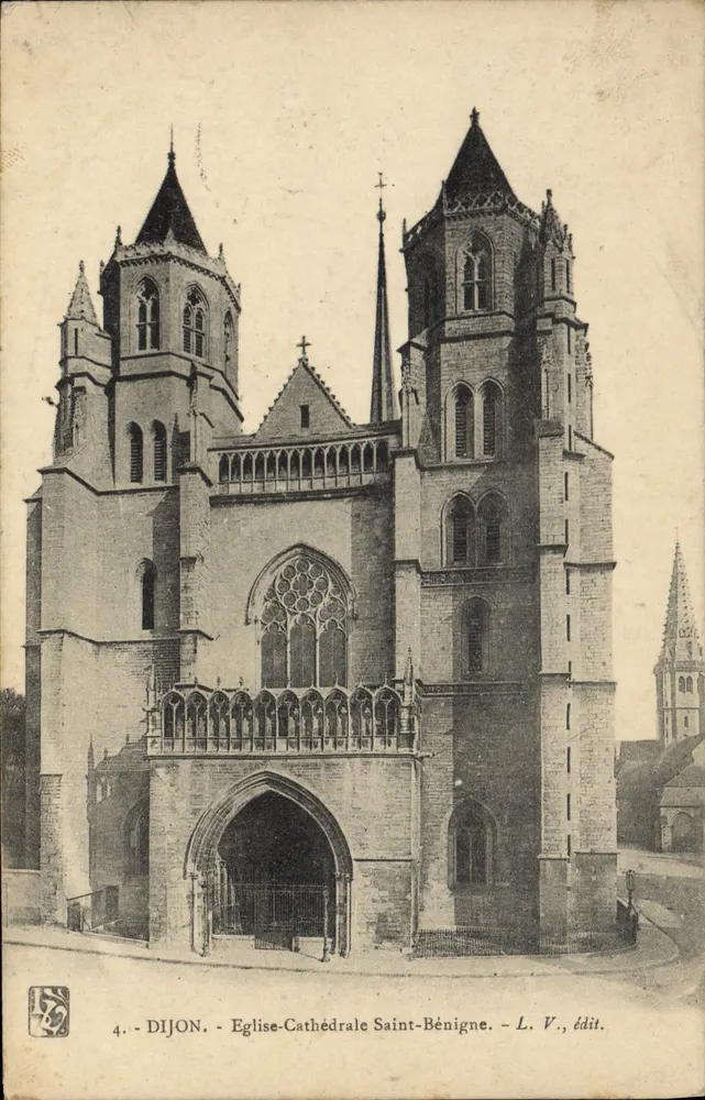 Dijon - Igreja-Catedral de São Benigno — L. V., edição n°4 - Frente