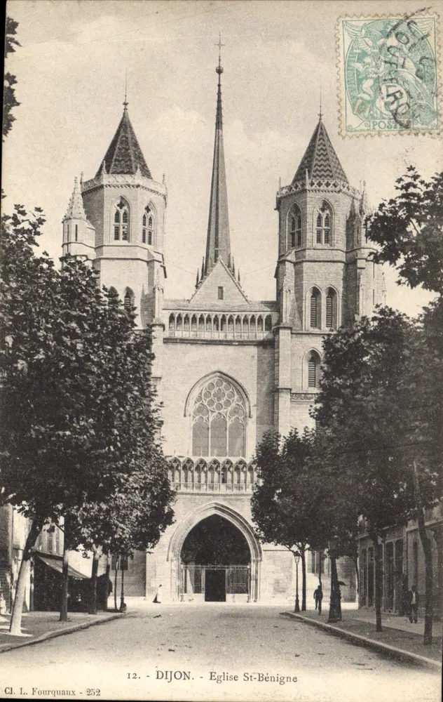 Dijon - Igreja de São Bénigne — Cl. L. Fourquaux - 252 - Frente