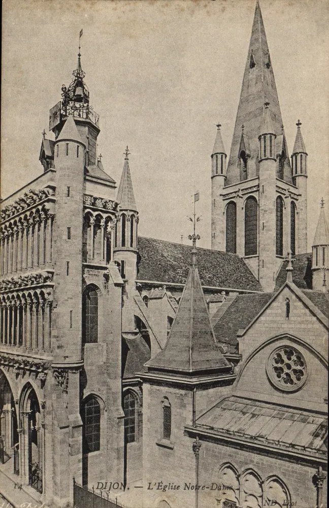 Dijon — A Igreja de Nossa Senhora — NB Édouard - Frente