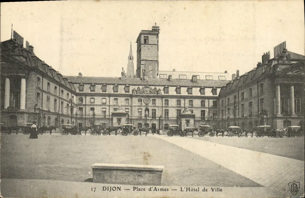 Dijon — Place d'Armes — Das Rathaus - Vorderseite