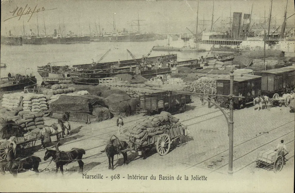 Marseille - 968 - Innensicht des Joliette-Hafens — Fotograf L. Cauur, 19, rue Toubaneau - Vorderseite
