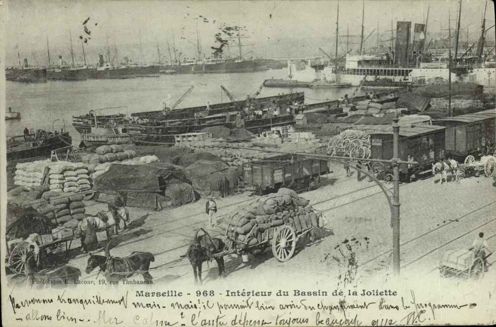 Innenansicht des Bassins de la Joliette — Marseille — Phototypie L. Lacour, 968 - Vorderseite